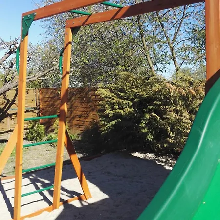 Orzechowka- Dla Rodzin Z Dziecmi 크리니차 모르스카