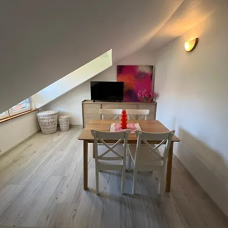 Orzechowka- Dla Rodzin Z Dziecmi 크리니차 모르스카